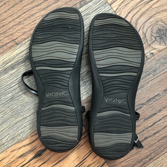 Vionic Black Sandals- size 8- used - Picture 3 of 5